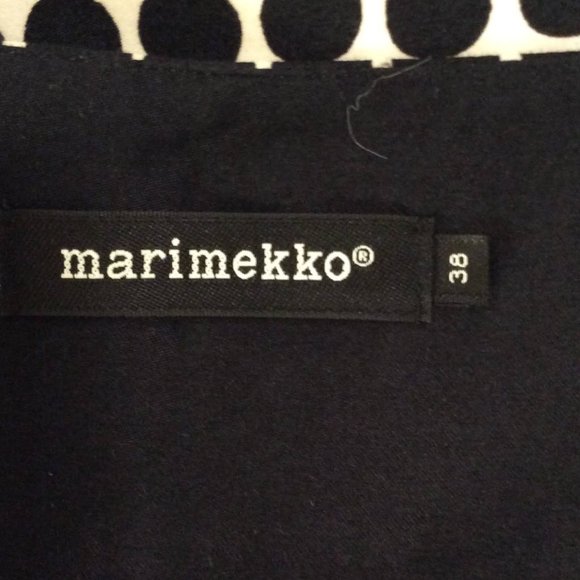 Ponnari Dress - Picture 10 of 16